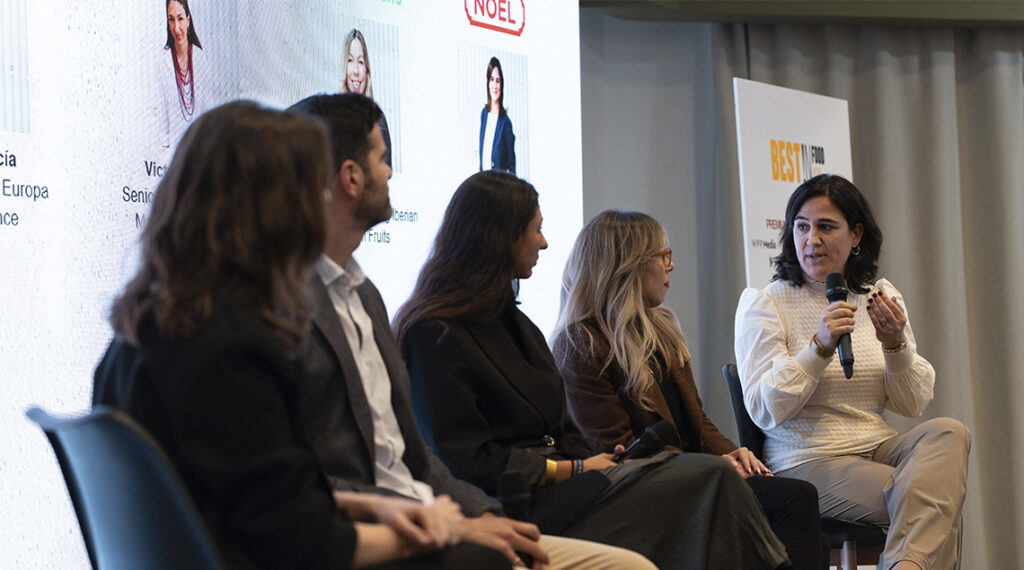 De izq a dcha, Laura Sánchez, strategic growth & partnerships manager de We arte testers, Florencio García, director general en Europa de Better Balance, Victoria Ginés, senior trade marketing manager de Raventos Codorníu, Alba Soler, directora de marketing Iberian de Premium Fruits y María Sánchez- Mercader, directora de marketing de Noel Alimentaria S.A.U