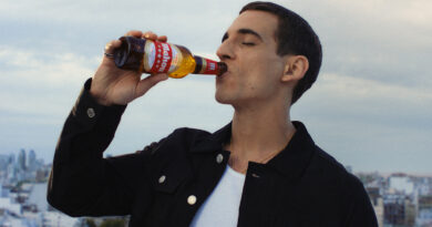 Mahou Cinco Estrellas y Miguel Herrán
