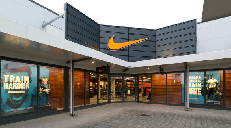 Camion pesado Compra ancla Nike escoge Barcelona para abrir su primera 'live store' en España