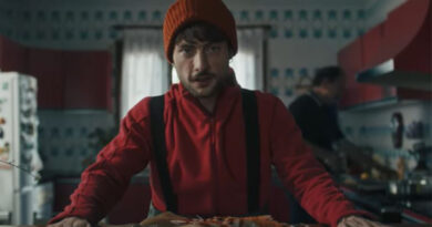 La campaña incluye dos spots de 45 segundos, junto a versiones de 30, 20, 10 y 6 segundos, además de una cuña de radio