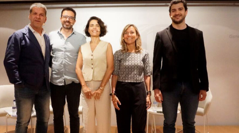 Ponentes en El Mirador, un encuentro mensual que organiza el Col·legi del Màrqueting i la Comunicació de Catalunya en el Palau Robert