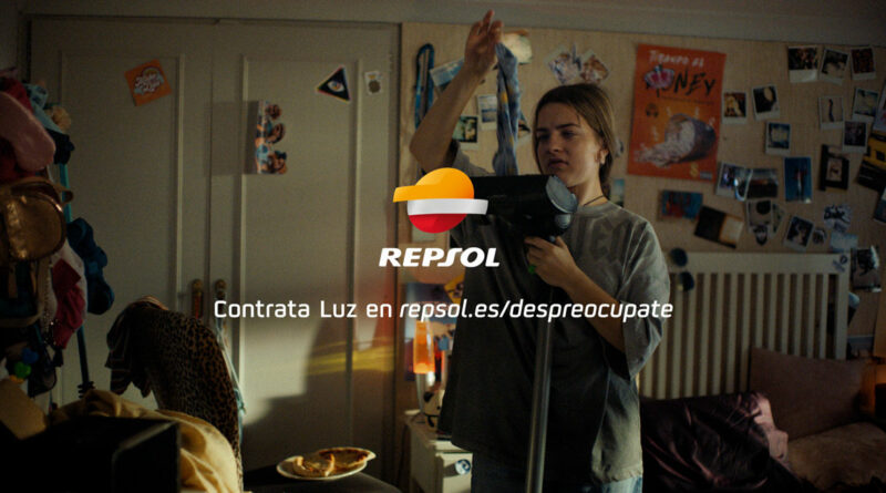 Repsol anima a despreocuparse de la luz en su nueva campaña