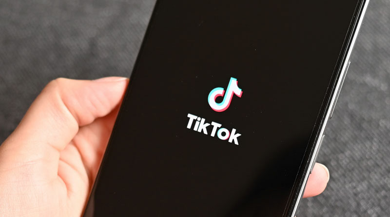 TikTok ofrece la segmentación de anuncios en el buscador en base a palabras clave